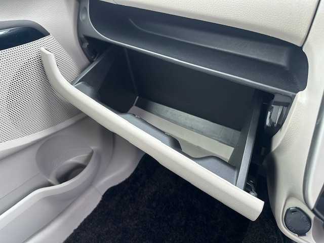 日産 デイズ X 大阪府 2019(平31)年 2.9万km ホワイトパール ナビ　/フルセグ　/Ｂｌｕｅｔｏｏｔｈ　/全方位カメラ　/ドライブレコーダー　/スマートキー　/踏み間違い防止　/フロアーマット　/サイドバイザー