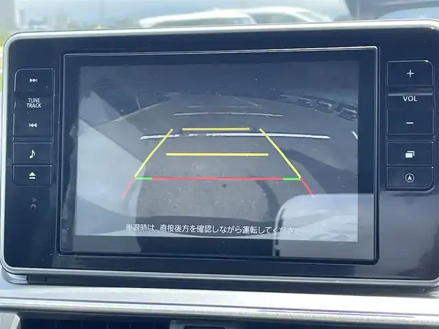 ダイハツ キャスト スタイル G ターボ SAⅢ 佐賀県 2018(平30)年 5.2万km ブラックマイカメタリック 純正8型ナビゲーション/（フルセグTV/CD/DVD/Bluetooth）/バックカメラ/スマートアシストIII/衝突回避支援ブレーキ/衝突警報機能/オートハイビーム/誤発進抑制制御機能/先行者発進お知らせ機能/車線逸脱警報/横滑り防止装置/ETC/USBポート/HDMI/アイドリングストップ/スマートキー/プッシュスタート/純正フロアマット/純正LEDヘッドライト/純正15インチアルミホイール
