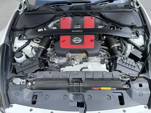 日産 フェアレディ Ｚ ニスモ 神奈川県 2020(令2)年 1.8万km ブリリアントホワイトパール nismo専用エアロ/純正19インチAW/レッドブレーキキャリパー/nismoマフラー/nismoカーボンキッキングプレート/純正レカロハーフレザーシート/BOSEサウンドシステム/純正HDDナビ・地デジTV/純正CD/DVD/MSV/BT/バックカメラ/ビルトインETC/前後ドライブレコーダー/3連メーター/nismo専用タワーバー/パドルシフト/ステアリングスイッチ/スマートキー×2/nismoフロアマット