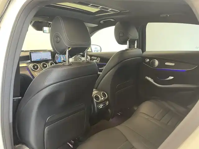 メルセデス・ベンツ ＧＬＣ２２０ d 4マチック クーペ AMGライン 愛知県 2020(令2)年 4.1万km ダイヤモンドホワイト レザーＥＸＣ　/パノラミックＳ／Ｒ　/ＨＵＤ　/Ｂｕｒｍｅｓｔｅｒ　/ＭＢＵＸ　/Ｂｌｕｅｔｏｏｔｈ　/フルセグＴＶ　/３６０度カメラ　/ＡＣＣ　/ＬＫＡ　/ＬＤＷ　/ＢＳＭ　/ドライブレコーダー　/ＥＴＣ２．０　/ＬＥＤライト/アイドリングストップ/プッシュスタート