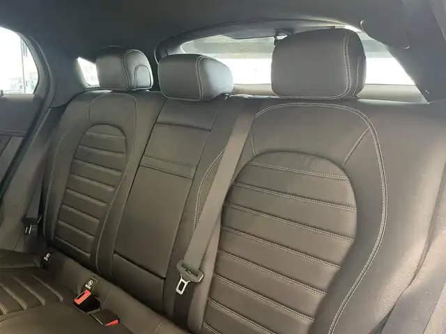 メルセデス・ベンツ ＧＬＣ２２０ d 4マチック クーペ AMGライン 愛知県 2020(令2)年 4.1万km ダイヤモンドホワイト レザーＥＸＣ　/パノラミックＳ／Ｒ　/ＨＵＤ　/Ｂｕｒｍｅｓｔｅｒ　/ＭＢＵＸ　/Ｂｌｕｅｔｏｏｔｈ　/フルセグＴＶ　/３６０度カメラ　/ＡＣＣ　/ＬＫＡ　/ＬＤＷ　/ＢＳＭ　/ドライブレコーダー　/ＥＴＣ２．０　/ＬＥＤライト/アイドリングストップ/プッシュスタート