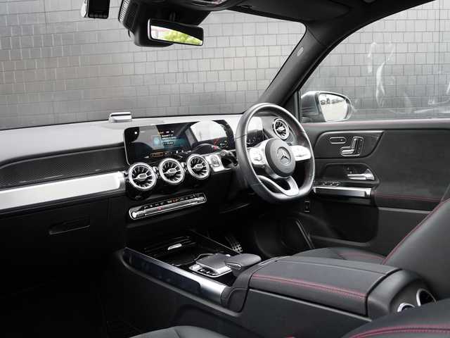 メルセデス・ベンツ ＧＬＢ２００ｄ AMGライン 静岡県 2020(令2)年 4.7万km マウンテングレー レーダーセーフティ /パノラマサンルーフ/MBUXナビフルセグTV Bluetooth USB/全方位カメラ/ハーフレザーシート シートヒーター /パワーバックドア /アンビエントライト /前席メモリーパワーシート/DSRCETC