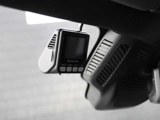 メルセデス・ベンツ ＧＬＢ２００ｄ AMGライン 静岡県 2020(令2)年 4.7万km マウンテングレー レーダーセーフティ /パノラマサンルーフ/MBUXナビフルセグTV Bluetooth USB/全方位カメラ/ハーフレザーシート シートヒーター /パワーバックドア /アンビエントライト /前席メモリーパワーシート/DSRCETC