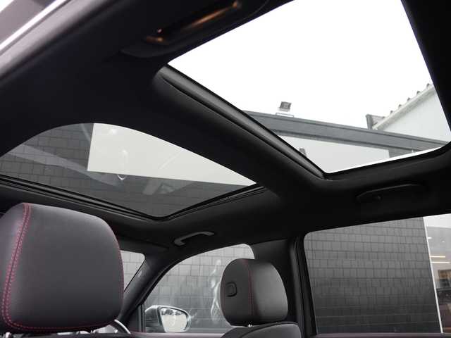 メルセデス・ベンツ ＧＬＢ２００ｄ AMGライン 静岡県 2020(令2)年 4.7万km マウンテングレー レーダーセーフティ /パノラマサンルーフ/MBUXナビフルセグTV Bluetooth USB/全方位カメラ/ハーフレザーシート シートヒーター /パワーバックドア /アンビエントライト /前席メモリーパワーシート/DSRCETC
