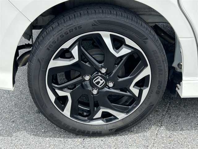 ホンダ Ｎ ＢＯＸ カスタム G L ターボ ホンダセンシング 奈良県 2018(平30)年 3.5万km プレミアムホワイトパールⅡ 社外ナビ /(BT/DVD/CD)/バックカメラ /地デジ /ハーフレザーシート /両側パワースライドドア /ビルトインETC /純正15型AW /LEDヘッドライト /リアサンシェード /車線逸脱警報 /革巻きステアリング