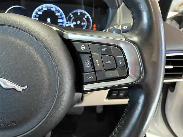 ジャガー ＸＥ XE プレステージ 道央・札幌 2018(平30)年 5.3万km 白 メタリックペイント/アクティブセーフパック/　・BSM/　・LKA/ブラックパック/ステアリングヒーター/18インチ7スプリットスポーク”スタイル7009”AW/純正メモリナビ/フルセグTV/バックカメラ/ベージュレザーシート/シートヒーター/ACC/MERIDIANサウンド