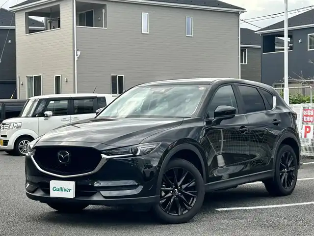 マツダ ＣＸ－５ XD ブラックトーンエディション 静岡県 2021(令3)年 4.7万km ジェットブラックマイカ ユーザー買取車両/ディスプレイオーディオ/純正19インチAW/純正LEDヘッドライト/純正フロアマット/MTモード付AT/エンジンスタートボタン/パドルシフト/オートホールド/クルーズコントロール/電動リアゲート/ステアリングヒーター/シートヒーター/パワーシート/アイドリンクストップ/レーンアシスト/パーキングアシスト/ハーフレザーシート/ETC/USB入力端子/スペアキー×１/スマートキー/記録簿/保証書/取扱説明書