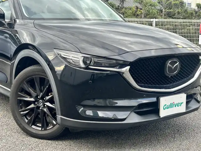 マツダ ＣＸ－５ XD ブラックトーンエディション 静岡県 2021(令3)年 4.7万km ジェットブラックマイカ ユーザー買取車両/ディスプレイオーディオ/純正19インチAW/純正LEDヘッドライト/純正フロアマット/MTモード付AT/エンジンスタートボタン/パドルシフト/オートホールド/クルーズコントロール/電動リアゲート/ステアリングヒーター/シートヒーター/パワーシート/アイドリンクストップ/レーンアシスト/パーキングアシスト/ハーフレザーシート/ETC/USB入力端子/スペアキー×１/スマートキー/記録簿/保証書/取扱説明書