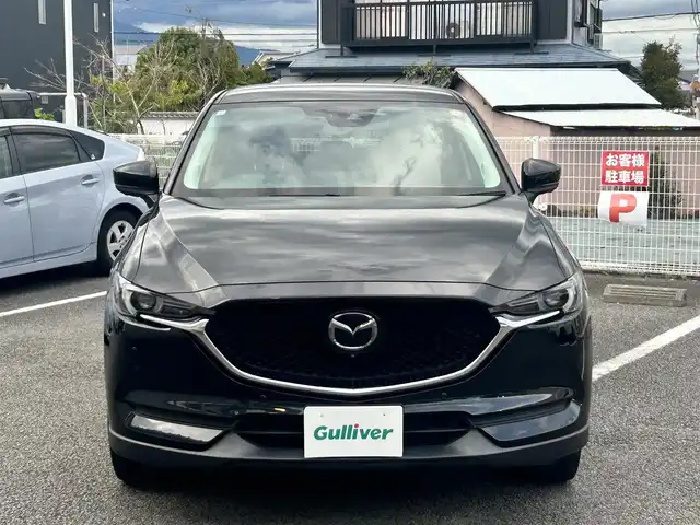 マツダ ＣＸ－５ XD ブラックトーンエディション 静岡県 2021(令3)年 4.7万km ジェットブラックマイカ ユーザー買取車両/ディスプレイオーディオ/純正19インチAW/純正LEDヘッドライト/純正フロアマット/MTモード付AT/エンジンスタートボタン/パドルシフト/オートホールド/クルーズコントロール/電動リアゲート/ステアリングヒーター/シートヒーター/パワーシート/アイドリンクストップ/レーンアシスト/パーキングアシスト/ハーフレザーシート/ETC/USB入力端子/スペアキー×１/スマートキー/記録簿/保証書/取扱説明書