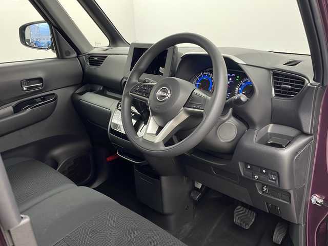 日産 ルークス ハイウェイスター X 栃木県 2024(令6)年 0.1千km パープル 届出済未使用車/アラウンドビューモニター/インテリジェントエマージェンシーブレーキ/踏み間違い衝突防止アシスト/車線逸脱防止支援システム/車線逸脱警報/ハイビームアシスト/片側パワースライドドア/ハンズフリードア/純正14インチAW/オートライト/LEDヘッドライト/LEDフォグランプ/後席サーキュレーター/ロールサンシェイド/シートバックテーブル/プッシュスタート/スマートキー/スペア１本