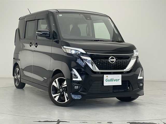 日産 ルークス HWS Gターボ プロパイロットED 沖縄県 2022(令4)年 2.1万km ブラック 純正メモリナビ/（ＣＤ、ＳＤ、Ｂｌｕｅｔｏｏｔｈ、フルセグＴＶ）/アラウンドビューモニター/ＥＴＣ/プロパイロット/両側パワースライドドア/アイドリングストップ/ＬＥＤヘッドライト/純正アルミホイール/純正フロアマット/プッシュスタート/スマートキー/純正リモートエンジンスターター/保証書