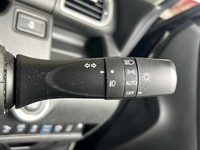 スズキ ソリオ バンディット HV SV 静岡県 2017(平29)年 11.1万km スーパーブラックパール 純正SDナビ/・CD/・DVD/・フルセグＴＶ/・Bluetooth/・USB/・AM/・FM/主要装備/・片側パワスラ/・デュアルカメラブレーキサポート/・横滑り防止装置/・レーンキープ/・クルコン/・シートヒーターD席/・ETC/・ドラレコ前/・純正フロアマット/・純正アルミホイール/・LEDヘッドライト/・オートライト/・フォグランプ/・Wエアバック/・スマートキー/・プッシュスタート