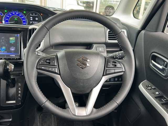 スズキ ソリオ バンディット HV SV 静岡県 2017(平29)年 11.1万km スーパーブラックパール 純正SDナビ/・CD/・DVD/・フルセグＴＶ/・Bluetooth/・USB/・AM/・FM/主要装備/・片側パワスラ/・デュアルカメラブレーキサポート/・横滑り防止装置/・レーンキープ/・クルコン/・シートヒーターD席/・ETC/・ドラレコ前/・純正フロアマット/・純正アルミホイール/・LEDヘッドライト/・オートライト/・フォグランプ/・Wエアバック/・スマートキー/・プッシュスタート