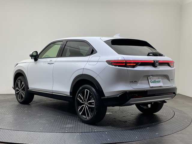 ホンダ ヴェゼル ハイブリッド e:HEV Z 愛媛県 2025(令7)年 0.1千km プラチナホワイトパール 登録済未使用車　純正９型ナビ　バックカメラ　衝突被害軽減ブレーキ　ホンダセンシング　フルセグ　Ｂｌｕｅｔｏｏｔｈ　電動リアゲート　レーンキープアシスト　アダプティブクルーズコントロール　ＥＴＣ２．０/ワイヤレス充電