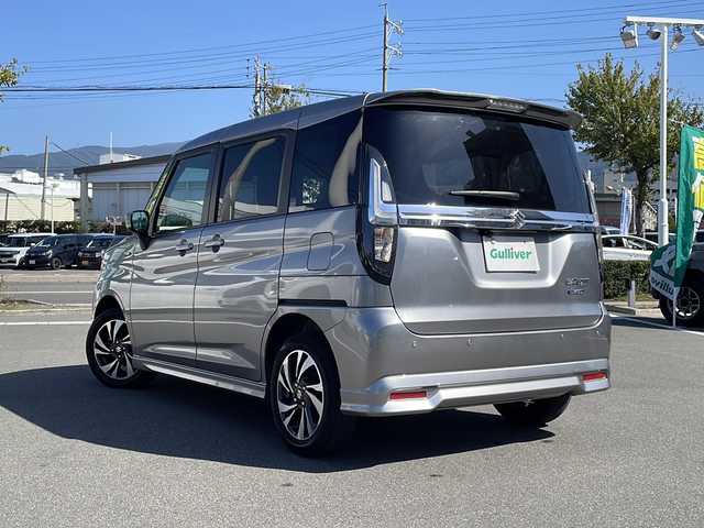 スズキ ソリオ バンディット HV MV 長野県 2023(令5)年 1.9万km プレミアムシルバーメタリック セーフティサポート/・デュアルセンサーブレーキサポート/・アダプティブクルーズコントロール/・リアパーキングセンサー/・車線逸脱警報機能/・車線逸脱抑制機能/・ハイビームアシスト/社外ナビ【AVN-LS02】/（CD/DVD/フルセグTV/Bluetooth）/ETC/シートヒーター（D・N席）/両側パワースライドドア/革巻きステアリング/ステアリングスイッチ/ヘッドアップディスプレイ/アイドリングストップ/LEDヘッドライト/フォグランプ/オートライト/スマートキー/Pスタート/電動格納ミラー/純正フロアマット/純正15インチAW