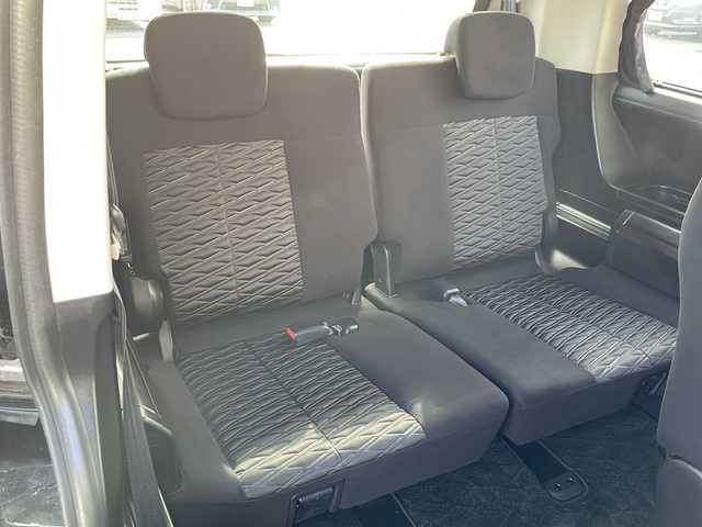 三菱 デリカＤ：５ P 道北・旭川 2020(令2)年 4.5万km エメラルドブラックパール /4WD//ワンオーナー//10.1インチ純正ナビ/　CD/DVD/BT/SD/TV/HDMI/USB//マルチアラウンドモニター//両側パワースライドドア//電動リアゲート//禁煙車//衝突軽減ブレーキ//レーンキープアシスト//アイドリングストップ//横滑り防止//パドルシフト//電動ステップ//運転席パワーシート//前席シートヒーター//レーダークルーズコントロール//ETC//LEDヘッドライト//LEDフォグランプ//ドライブレコーダー//オートライト//スペアキー//スライディングマジックキャリア//サイドカーテン//革巻きステアリング//ステアリングリモコン//純正フロアマット//保証書