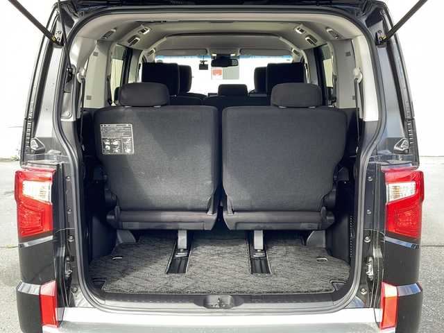 三菱 デリカＤ：５ P 道北・旭川 2020(令2)年 4.5万km エメラルドブラックパール /4WD//ワンオーナー//10.1インチ純正ナビ/　CD/DVD/BT/SD/TV/HDMI/USB//マルチアラウンドモニター//両側パワースライドドア//電動リアゲート//禁煙車//衝突軽減ブレーキ//レーンキープアシスト//アイドリングストップ//横滑り防止//パドルシフト//電動ステップ//運転席パワーシート//前席シートヒーター//レーダークルーズコントロール//ETC//LEDヘッドライト//LEDフォグランプ//ドライブレコーダー//オートライト//スペアキー//スライディングマジックキャリア//サイドカーテン//革巻きステアリング//ステアリングリモコン//純正フロアマット//保証書