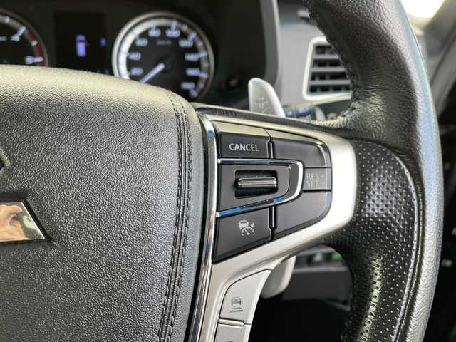 三菱 デリカＤ：５ P 道北・旭川 2020(令2)年 4.5万km エメラルドブラックパール /4WD//ワンオーナー//10.1インチ純正ナビ/　CD/DVD/BT/SD/TV/HDMI/USB//マルチアラウンドモニター//両側パワースライドドア//電動リアゲート//禁煙車//衝突軽減ブレーキ//レーンキープアシスト//アイドリングストップ//横滑り防止//パドルシフト//電動ステップ//運転席パワーシート//前席シートヒーター//レーダークルーズコントロール//ETC//LEDヘッドライト//LEDフォグランプ//ドライブレコーダー//オートライト//スペアキー//スライディングマジックキャリア//サイドカーテン//革巻きステアリング//ステアリングリモコン//純正フロアマット//保証書