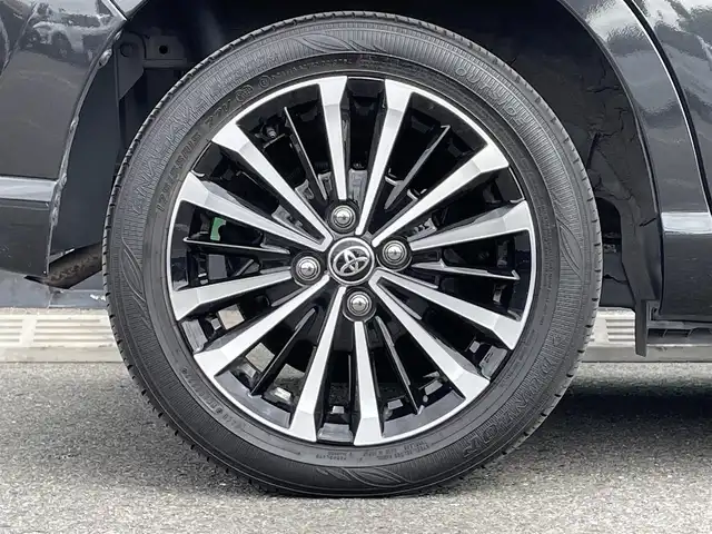 トヨタ ルーミー カスタムG－T 和歌山県 2023(令5)年 3.4万km ブラックマイカメタリック 純正9インチディスプレイオーディオ/全方位カメラ/衝突軽減ブレーキ/レーダークルコン/前後コーナーセンサー/オートライト/ビルトインETC/両側パワスラ/シートヒーター/ステアリングリモコン/オートホールド/純正15インチアルミ/電格ミラー/LEDヘッドライト/フォグランプ