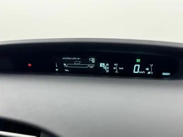 トヨタ プリウス L 福岡県 2009(平21)年 1.8万km シルバーM 純正ＣＤコンポ　/スマートキー　/純正１５インチアルミホイール　/オートライト　/ステアリングスイッチ　/電動格納式ミラー　/純正フロアマット　/レベライザー　/ドアバイザー　/エンジンプッシュスタート