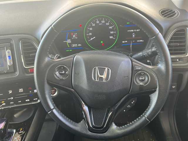 ホンダ ヴェゼル ハイブリッド X 京都府 2015(平27)年 14.2万km クリスタルブラックパール ワンオーナー /7インチSDナビ /ワンセグ/Bluetooth/CD/DVD再生機能/iPod/AUX/バックカメラ /禁煙 /LEDヘッドライト/フロントフォグランプ /クルーズコントロール /パドルシフト /フルフラットシート/ENKEI16インチAW /電動格納ミラー  /前方ドライブレコーダー (HDR002)/純正ETC/Wエアバッグ/カーテンエアバッグ