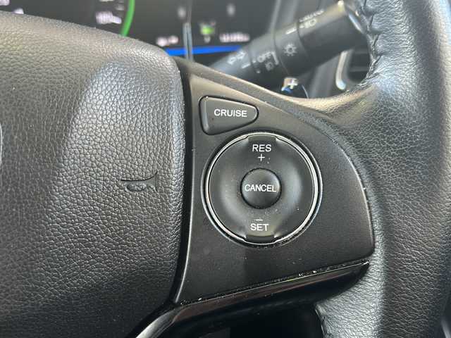 ホンダ ヴェゼル ハイブリッド X 京都府 2015(平27)年 14.2万km クリスタルブラックパール ワンオーナー /7インチSDナビ /ワンセグ/Bluetooth/CD/DVD再生機能/iPod/AUX/バックカメラ /禁煙 /LEDヘッドライト/フロントフォグランプ /クルーズコントロール /パドルシフト /フルフラットシート/ENKEI16インチAW /電動格納ミラー  /前方ドライブレコーダー (HDR002)/純正ETC/Wエアバッグ/カーテンエアバッグ