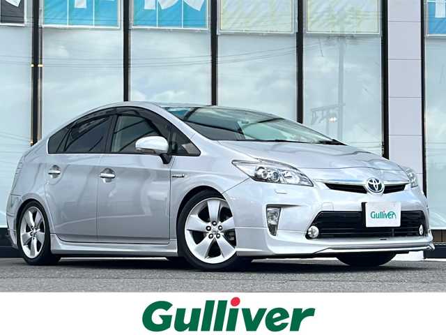 トヨタ プリウス S ツーリングセレクション 山形県 2012(平24)年 1.8万km シルバーM 禁煙車/モデリスタエアロパーツ/横滑り防止装置/純正SDナビ/（Bluetooth/CD/DVD/フルセグ)/バックカメラ/前方ドライブレコーダー/LEDオートライト/フォグランプ/Clazzioレザー調 シートカバー/ビルトインETC/純正AW/純正フロアマット/電動格納ウィンカーミラー/スマートキー/ドアバイザー