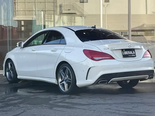 メルセデス・ベンツ ＣＬＡ１８０