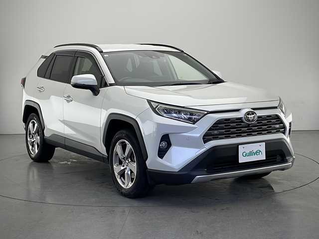 トヨタ ＲＡＶ４ G 長野県 2021(令3)年 4万km ホワイトパールクリスタルシャイン 純正メモリーナビ/Ｂｕｌｅｔｏｏｔｈ/パノラミックモニター/トヨタセーフティセンス/シートヒーター/パワーシート/ＬＴＡ/ＰＣＳ/ＢＳＭ/ＲＣＴＡ/ステアリングヒーター/アダクティブクルーズコントロール/LEDヘッドライト/LEDフォグランプ/純正アルミ