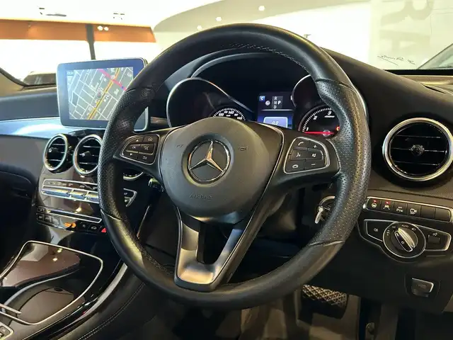 メルセデス・ベンツ ＧＬＣ２２０ d 4マチック 道央・札幌 2017(平29)年 5.6万km イリジウムシルバー メタリックペイント/レーダーセーフティパッケージ/　・ACC/PRE‐SAFE/　・ブラインドスポットアシスト/　・レーンキープアシスト/　・リアCPA/BASプラス/360°カメラ/LEDインテリジェントライトシステム/アダプティブハイビームアシストプラス/アクティブパーキングアシスト/純正HDDナビ/フルセグTV/CD/DVD/Bluetooth/SD/USB/電動リアゲート