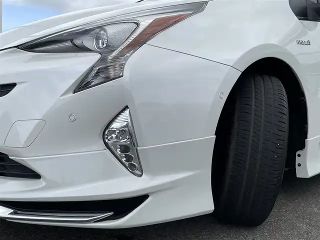 トヨタ プリウス A 佐賀県 2016(平28)年 9.4万km ホワイトパールクリスタルシャイン レーダークルーズコントロール/パーキングアシスト/レーンキープアシスト/衝突被害低減ブレーキ/ブラインドスポットモニター/オートマチックハイビーム/純正SDナビ/CD　DVD　SD　BT/バックカメラ/ビルトインETC/ヘッドアップディスプレイ/ステアリングリモコン/モデリスタエアロパーツ/モデリスタ15インチアルミホイール/純正LEDヘッドライト/フォグランプ/ウィンカーミラー/ドアバイザ―/プッシュスタート/スマートキー　
