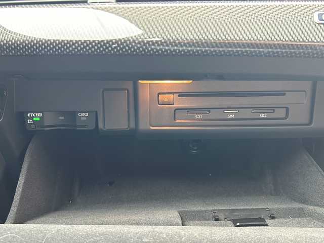 アウディ Ｓ４ アバント 愛知県 2019(令1)年 10.3万km ミトスブラックメタリック /メーカーOPSDナビ/（Bluetooth/ワンセグTV/DVD/USB)//バックカメラ（全周囲）//社外ドラレコ前後//パーキングアシスト//クリアナンスソナー//リヤクロストラフィックアラート//アダブティブクルーズコントロール//アウディサイドアシスト//アウディアクティブレーンアシスト//ドライビングセレクト//純正ビルトイン2.0ETC//スマートキー/(スペアキー×１）//取説//保証書
