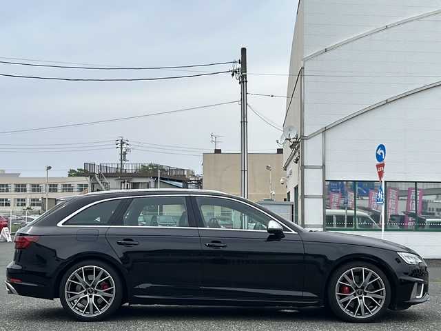 アウディ Ｓ４ アバント 愛知県 2019(令1)年 10.3万km ミトスブラックメタリック /メーカーOPSDナビ/（Bluetooth/ワンセグTV/DVD/USB)//バックカメラ（全周囲）//社外ドラレコ前後//パーキングアシスト//クリアナンスソナー//リヤクロストラフィックアラート//アダブティブクルーズコントロール//アウディサイドアシスト//アウディアクティブレーンアシスト//ドライビングセレクト//純正ビルトイン2.0ETC//スマートキー/(スペアキー×１）//取説//保証書