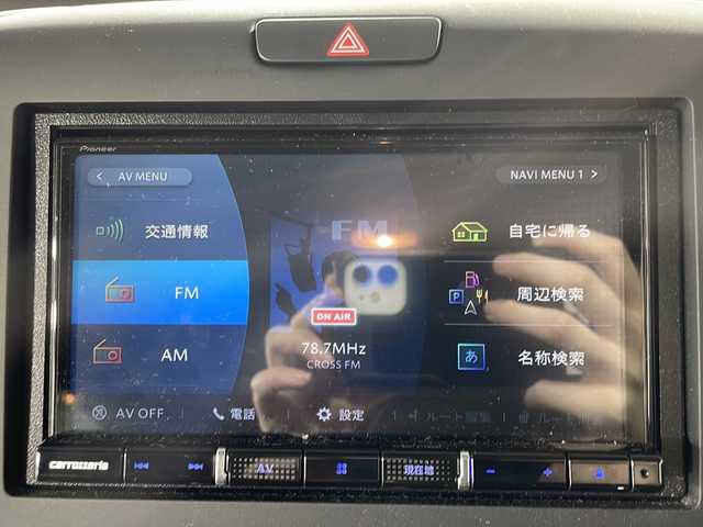 ホンダ フリード G ホンダセンシング 福岡県 2020(令2)年 5.8万km プラチナホワイトパール ・社外ナビ/・Bカメラ/・ETC/・フルセグTV/・クルコン/・CD/DVD/・IPoｄ/・Bluetooth/・両側パワースライドドア/・ウォークスルー/・３列シート/・オートライト/・純正フロアマット