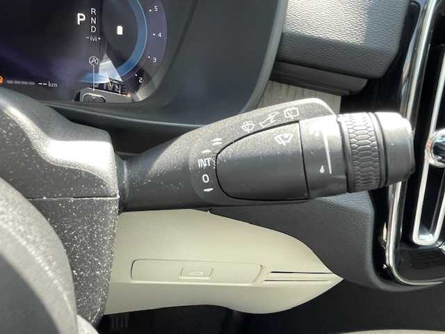 ボルボ ボルボ ＸＣ４０ 青森県 2022(令4)年 5.9万km 青 4WD/ハーマンカードンサウンド/パノラマサンルーフ/ICターボ/白革シート/全席シートレーター/全方位カメラ/ＡＣＣ/ＡｐｐｌｅＣａｒＰｌａｙ/AndroidAuto/純正ナビ/(USB/Bt)/ＢＬＩＳ/D席メモリー付き/前席パワーシート/前車発進通知機能/ＬＥＤオートライト/LEDフォグランプ/純正１９インチアルミホイール/ウインカーミラー/ブラックルーフレール/ヘットライトウオッシャー/前後バンパーソナー/ドライブレコーダー（前後）/革巻きステア/ノブ/プッシュスタートシステム/W/サイド/カーテンエアバッグ/ABS/スマートキーｘ２/取扱説明書/保証書/点検記録簿（Ｒ５．Ｒ６）