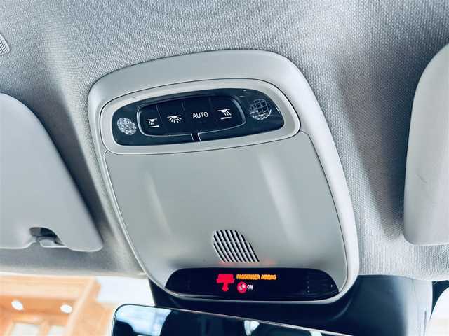 ボルボ ＸＣ４０ T4 AWD インスクリプション 大阪府 2019(令1)年 3.6万km グレー コンビニエンスP/ハーマンカードン/ACC/BLIS/黒革/パワーシート/Dシートメモリ/シートヒーター/ステアリングヒーター/純正ナビ/TV/360度カメラ/applecarplay/純正19インチAW/LEDヘッドライト/電動リアゲート/自動駐車/ワイヤレス充電