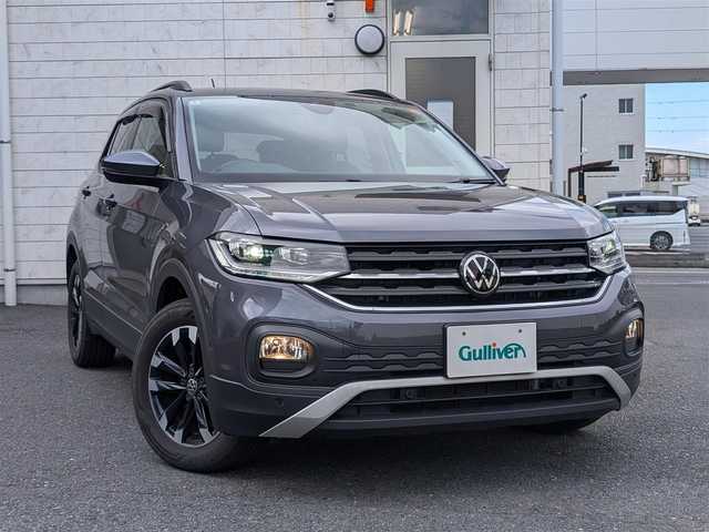 フォルクスワーゲン Ｔ－クロス TSI アクティブ 滋賀県 2022(令4)年 2.5万km ガンＭ／黒 ワンオーナー/ディスプレイオーディオ/ナビ/Bluetoothオーディオ/Apple CarPlay、Android Auto、Mirror Link/バックカメラ/クルーズコントロール/プッシュスタート/ドアバイザー/ETC2.0/LEDヘッドライト/スマートキー×2/整備記録簿(R4、R6)