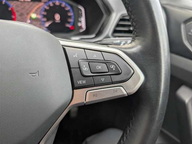 フォルクスワーゲン Ｔ－クロス TSI アクティブ 滋賀県 2022(令4)年 2.5万km ガンＭ／黒 ワンオーナー/ディスプレイオーディオ/ナビ/Bluetoothオーディオ/Apple CarPlay、Android Auto、Mirror Link/バックカメラ/クルーズコントロール/プッシュスタート/ドアバイザー/ETC2.0/LEDヘッドライト/スマートキー×2/整備記録簿(R4、R6)
