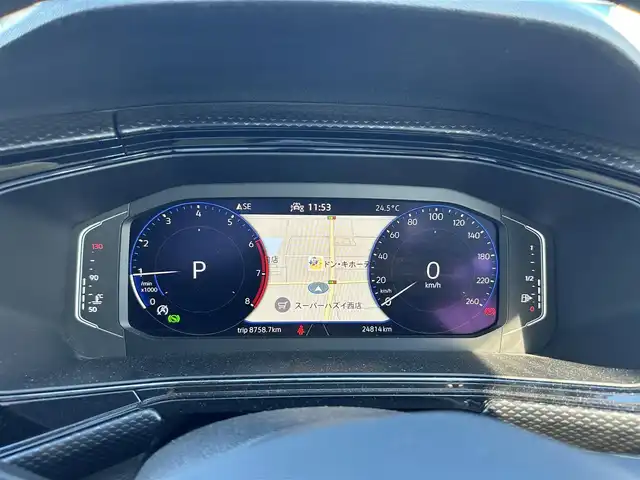 フォルクスワーゲン Ｔ－クロス TSI アクティブ 滋賀県 2022(令4)年 2.5万km 黒／グレー ワンオーナー/ディスプレイオーディオ/ナビ/Bluetoothオーディオ/Apple CarPlay、Android Auto、Mirror Link/バックカメラ/クルーズコントロール/プッシュスタート/ドアバイザー/ETC2.0/LEDヘッドライト/スマートキー×2/整備記録簿(R4、R6)