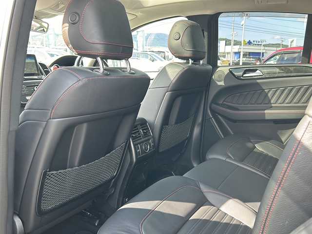 メルセデス・ベンツ ＧＬＥ３５０ｄ 4マチック クーペ スポーツ 道東・釧路十勝 2017(平29)年 13.5万km ダイヤモンドホワイト ・サンルーフ/・４WD/・純正ナビ/（CD/DVD/BT/USB/フルセグ）/・全方位カメラ/・ETC/・純正ドライブレコーダー（前方）/・前席メモリー付パワーシート/・全席シートヒーター/・前席エアシート/・電動リアゲート/・プッシュスタート/・スマートキー/・横滑り防止/・オートライト/・ドアバイザー/・ダブル+カーテンエアバッグ/・取扱説明書/・保証書/・純正アルミホイール付スタッドレス積込（275/45/R21）/2020年製造残4ミリ