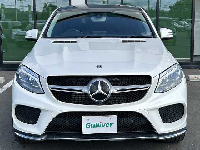 メルセデス・ベンツ ＧＬＥ３５０ｄ 4マチック クーペ スポーツ 道東・釧路十勝 2017(平29)年 13.5万km ダイヤモンドホワイト ・サンルーフ/・４WD/・純正ナビ/（CD/DVD/BT/USB/フルセグ）/・全方位カメラ/・ETC/・純正ドライブレコーダー（前方）/・前席メモリー付パワーシート/・全席シートヒーター/・前席エアシート/・電動リアゲート/・プッシュスタート/・スマートキー/・横滑り防止/・オートライト/・ドアバイザー/・ダブル+カーテンエアバッグ/・取扱説明書/・保証書/・純正アルミホイール付スタッドレス積込（275/45/R21）/2020年製造残4ミリ