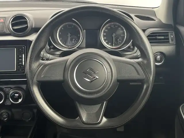 スズキ スイフト XG LTD 新潟県 2017(平29)年 6.9万km スーパーブラックパール ストラーダメモリナビ【CN-RE06WD】/　フルセグTV/Bluetooth/CD/DVD/USB/バックモニター/ビルトインETC/横滑り防止装置/LEDヘッドライト/禁煙車