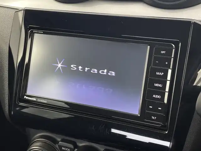スズキ スイフト XG LTD 新潟県 2017(平29)年 6.9万km スーパーブラックパール ストラーダメモリナビ【CN-RE06WD】/　フルセグTV/Bluetooth/CD/DVD/USB/バックモニター/ビルトインETC/横滑り防止装置/LEDヘッドライト/禁煙車