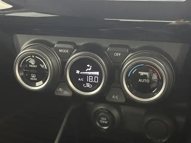 スズキ スイフト XG LTD 新潟県 2017(平29)年 6.9万km スーパーブラックパール ストラーダメモリナビ【CN-RE06WD】/　フルセグTV/Bluetooth/CD/DVD/USB/バックモニター/ビルトインETC/横滑り防止装置/LEDヘッドライト/禁煙車