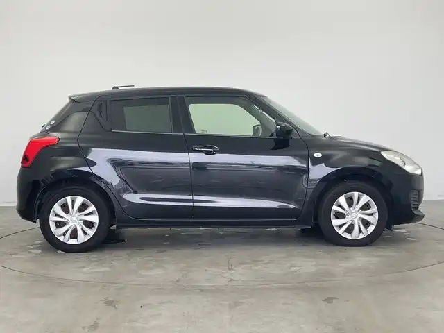 スズキ スイフト XG LTD 新潟県 2017(平29)年 6.9万km スーパーブラックパール ストラーダメモリナビ【CN-RE06WD】/　フルセグTV/Bluetooth/CD/DVD/USB/バックモニター/ビルトインETC/横滑り防止装置/LEDヘッドライト/禁煙車