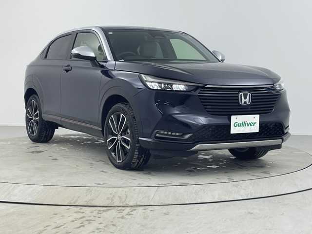 ホンダ ヴェゼル ハイブリッド e:HEV PLaY 熊本県 2023(令5)年 0.6万km ミッドナイトブルービームM ワンオーナー　/パノラマガラスルーフ/純正ナビ　/置くだけ充電　/ビルトインＥＴＣ２．０　/前後ドラレコ　/ホンダセンシング　/パドルシフト　/ハーフレザー　/シートヒーター　/ステアリングヒーター　/パワーバックドア　/ＬＥＤ