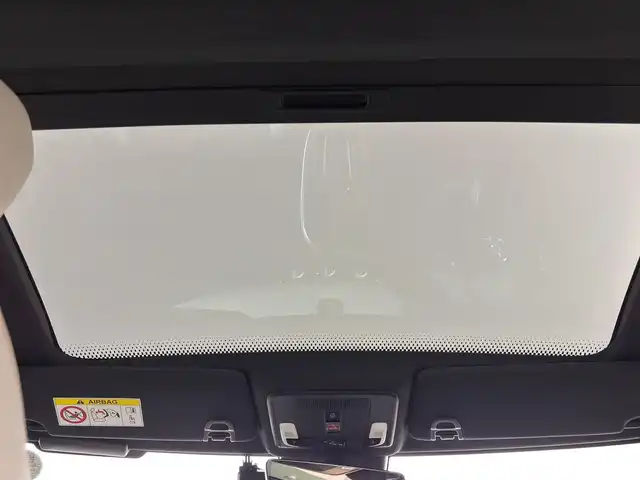 ホンダ ヴェゼル ハイブリッド e:HEV PLaY 福岡県 2023(令5)年 0.6万km ミッドナイトブルービームM ワンオーナー　/ガラスルーフ　/純正ナビ　/置くだけ充電　/ビルトインＥＴＣ２．０　/前後ドラレコ　/ホンダセンシング　/パドルシフト　/ハーフレザー　/シートヒーター　/ステアリングヒーター　/パワーバックドア　/ＬＥＤ