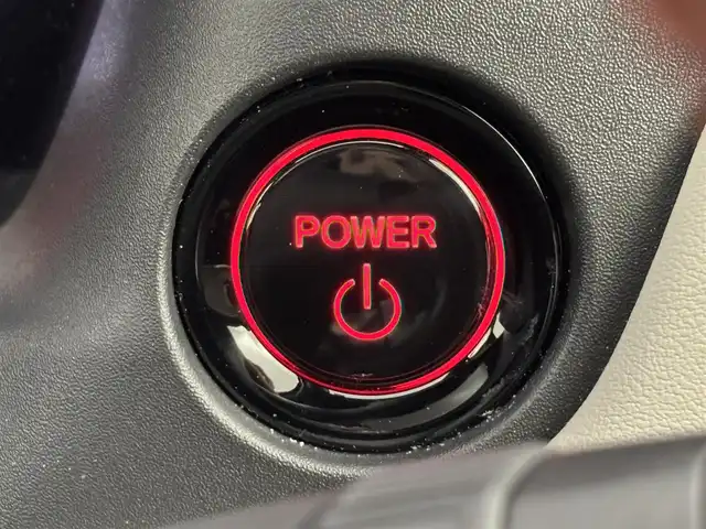 ホンダ ヴェゼル ハイブリッド e:HEV PLaY 福岡県 2023(令5)年 0.6万km ミッドナイトブルービームM ワンオーナー　/ガラスルーフ　/純正ナビ　/置くだけ充電　/ビルトインＥＴＣ２．０　/前後ドラレコ　/ホンダセンシング　/パドルシフト　/ハーフレザー　/シートヒーター　/ステアリングヒーター　/パワーバックドア　/ＬＥＤ