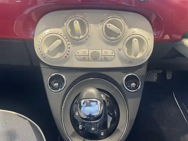 フィアット ５００ 1．2 ポップ 静岡県 2018(平30)年 4.9万km 赤 ＡｐｐｌｅＣａｒＰｌａｙ　/ＢＴ　ＵＳＢ　/キーレス　/前ドラレコ　/アイドリングストップ　/サイド　カーテンエアバッグ　/保証書　取説　スペアキー