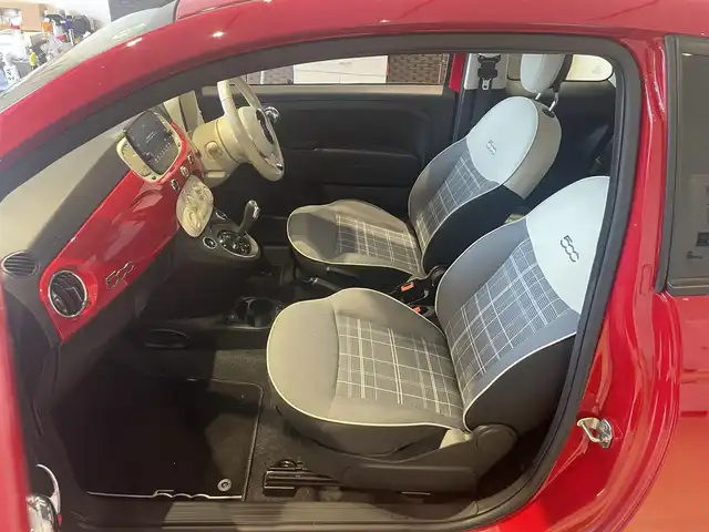 フィアット ５００ 1．2 ポップ 静岡県 2018(平30)年 4.9万km 赤 ＡｐｐｌｅＣａｒＰｌａｙ　/ＢＴ　ＵＳＢ　/キーレス　/前ドラレコ　/アイドリングストップ　/サイド　カーテンエアバッグ　/保証書　取説　スペアキー